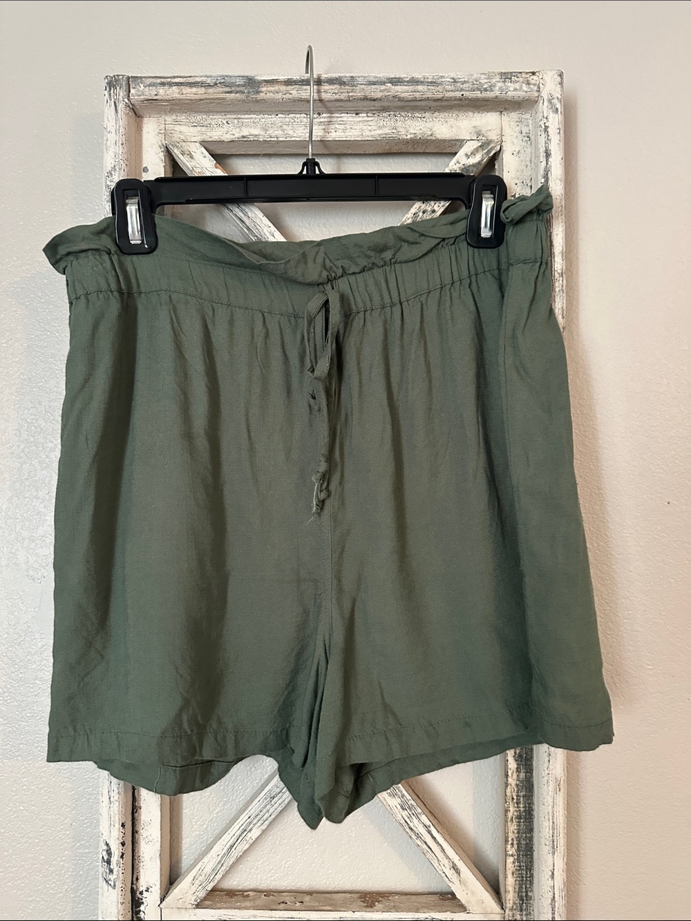 Women’s Olive Green Drawstring Casual Shorts